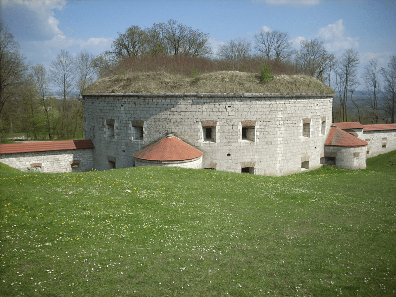 Fort_Oberer_Kuhberg_Innengelaende