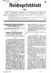 Das “Gesetz gegen gefährliche Gewohnheitsverbrecher” vom 24. November 1933.